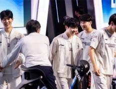【一竞技1JingJi】LOL：LPL世(shì)界賽(sài)陪练阵容曝光(guāng)！
