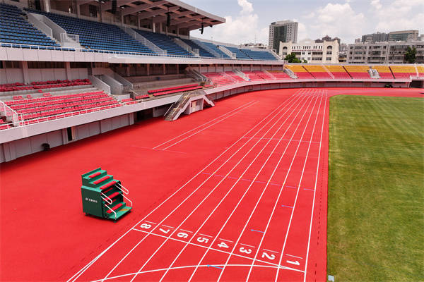 這(zhè)个31岁老場(chǎng)馆凭啥成云南“三(sān)会”主場(chǎng)？