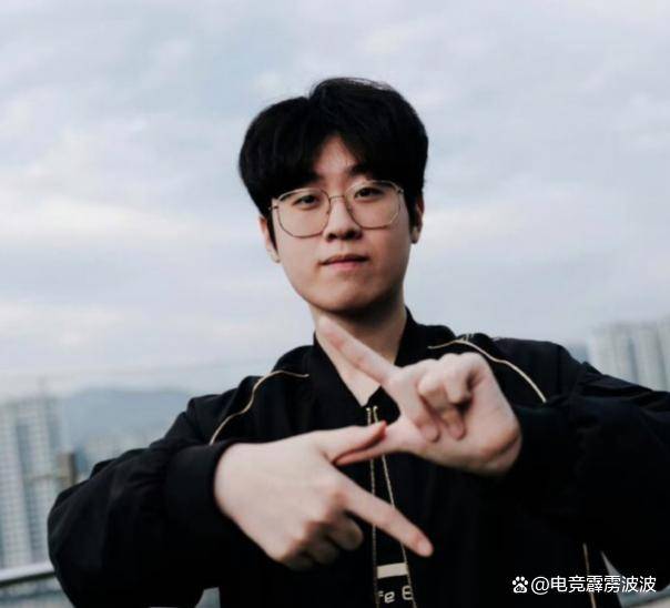 LPL转會(huì)新槼(guī)引发巨震!BLG登頂(dǐng)积分榜,ON离队前景成谜