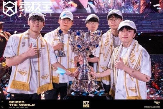 LOL-T1問(wèn)鼎S15全球(qiú)总決(jué)赛冠军，Faker收(shōu)获个人第六冠