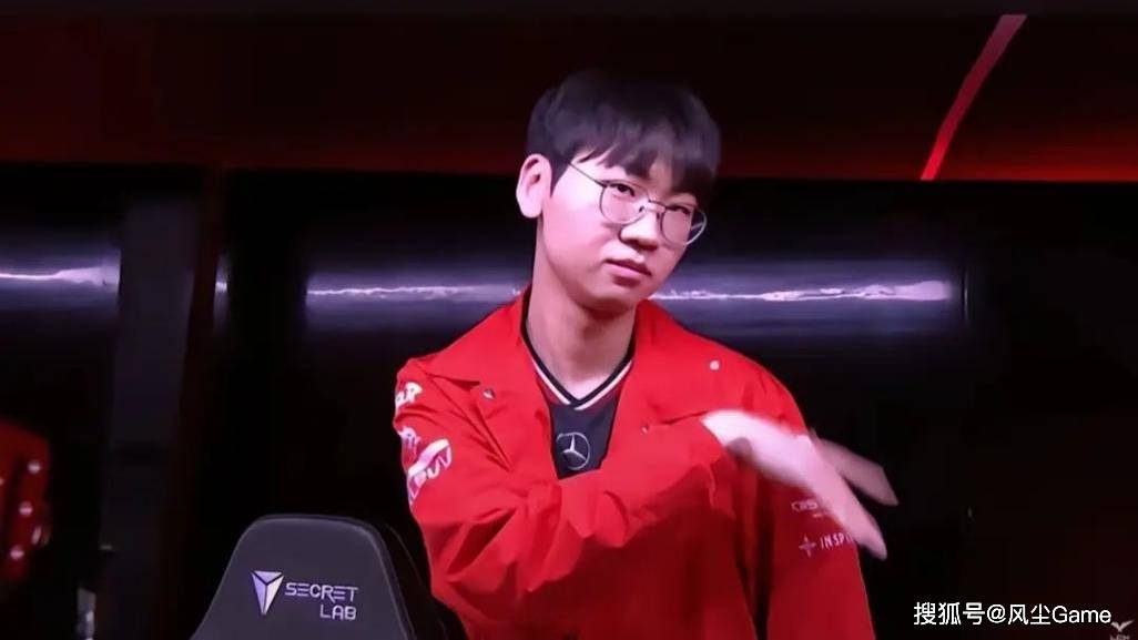 LCK最逆天战队诞生！轉(zhuǎn)会期放走(zǒu)3冠AD，网友：谁拿FMVP谁走(zǒu)