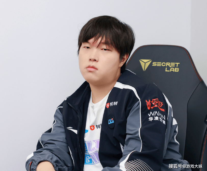 观众对LPL彻底失(shī)望了，S15門(mén)票卖不出去(qù)，普(pǔ)遍认为LPL将止步4强