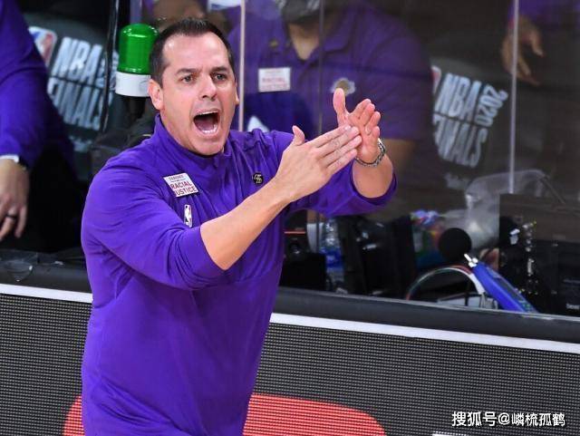 LOL比赛設(shè)置局内战术暫(zàn)停？为什么我觉得此举很抽(chōu)象，不可(kě)行！