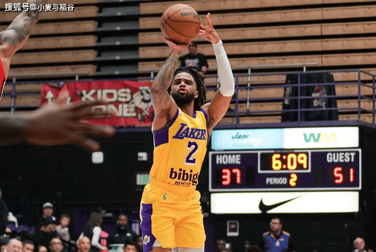 打爆(bào)开拓者(zhě)二(èr)隊(duì)！湖(hú)人二(èr)隊(duì)后場(chǎng)新秀估计会引起NBA球隊(duì)的关注？