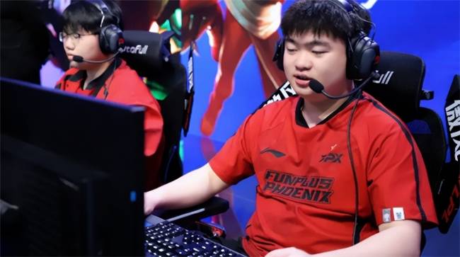 【一竞技1JingJi】LOL：LPL转會(huì)期最尴尬(gà)选手(shǒu)出炉 顶级选手(shǒu)Jwei转會(huì)期没人要(yào)