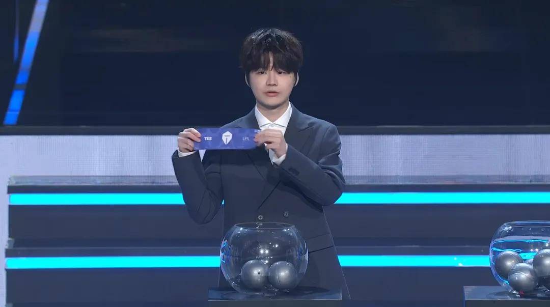 LOL凉了成最大(dà)骗局，LOL世(shì)界(jiè)赛最倒霉戰(zhàn)隊(duì)诞生(shēng)，LPL棄(qì)将复仇(chóu)成功