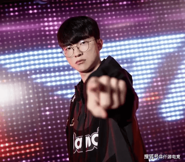 “Faker六冠后明年(nián)要(yào)更努(nǔ)力”后，马斯克：要(yào)用AI挑戰(zhàn)最强LOL戰(zhàn)队