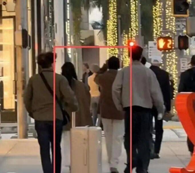 刚刚，林俊杰官宣(xuān)戀(liàn)情！