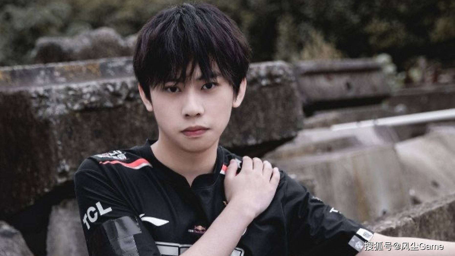 LCK公布年度(dù)选手大(dà)名单！德盃(bēi)第2阶段赛程(chéng)出炉：Viper首秀大(dà)战ELK