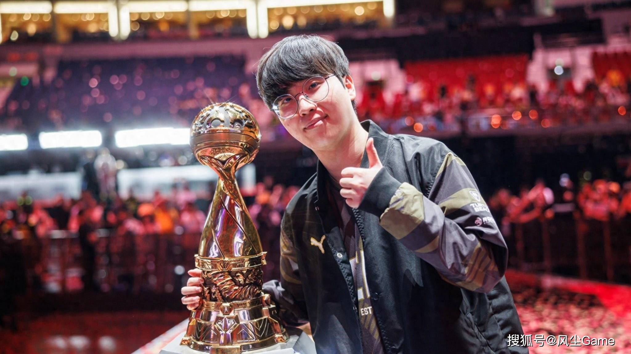 LCK公布年度(dù)选手大(dà)名单！德盃(bēi)第2阶段赛程(chéng)出炉：Viper首秀大(dà)战ELK